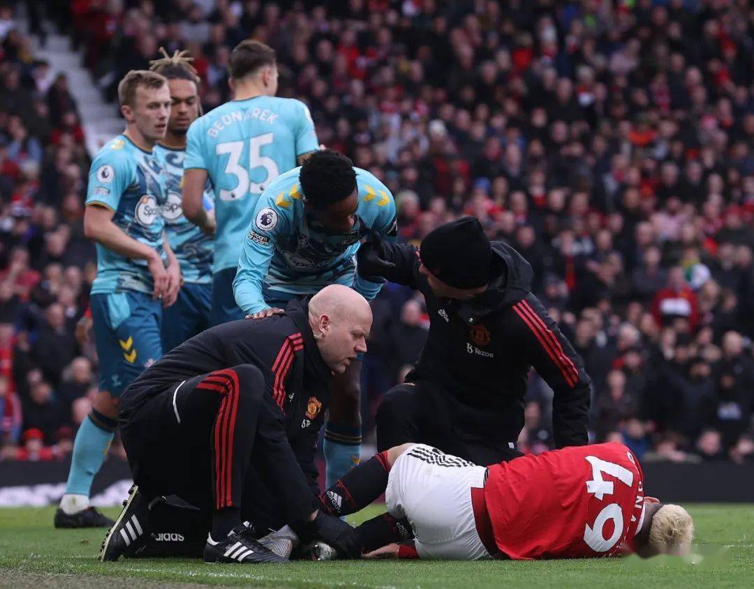 阿根廷鏖战曼联，法比尼奥状态火热