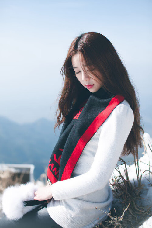 开云sport-绿茵场的智慧,篮球场的烽火,当开拓者以欧冠决赛的战术纪律击溃太阳